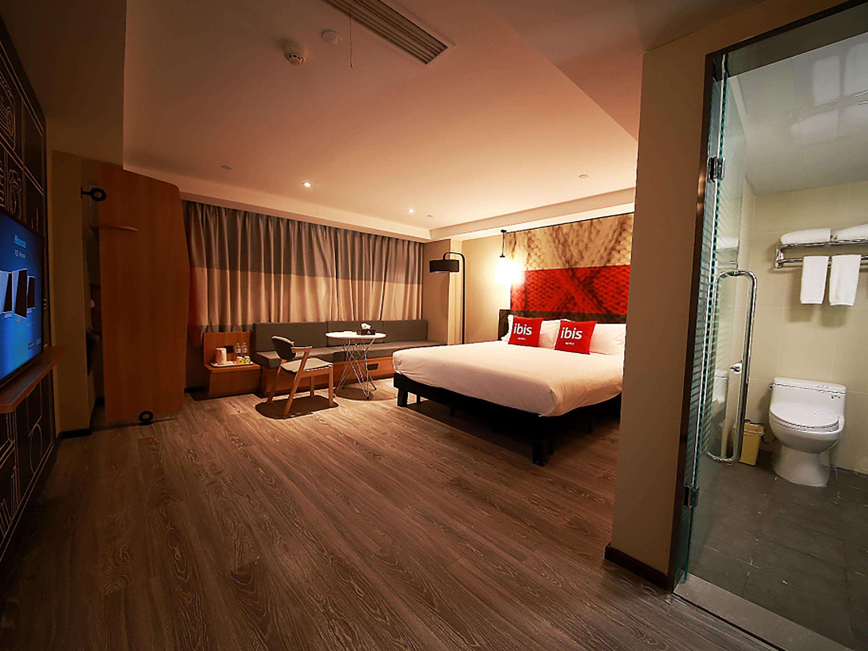 Ibis Sui Ning Hotel Suining  Екстер'єр фото